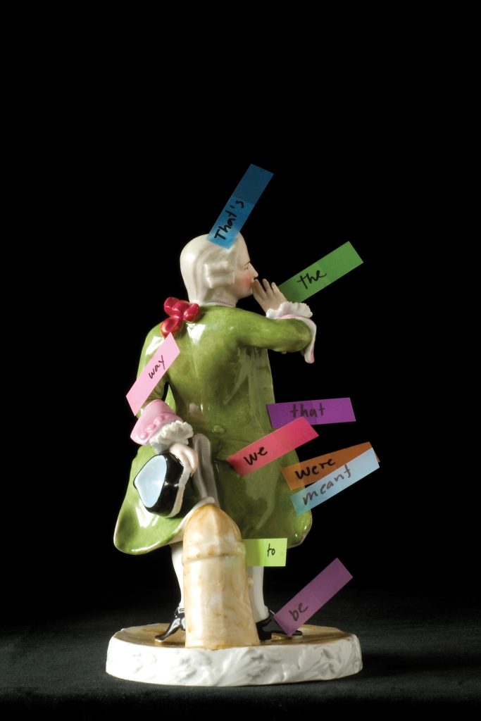 Fragile Photographie Normativity dans la série Fragile au format 30x45