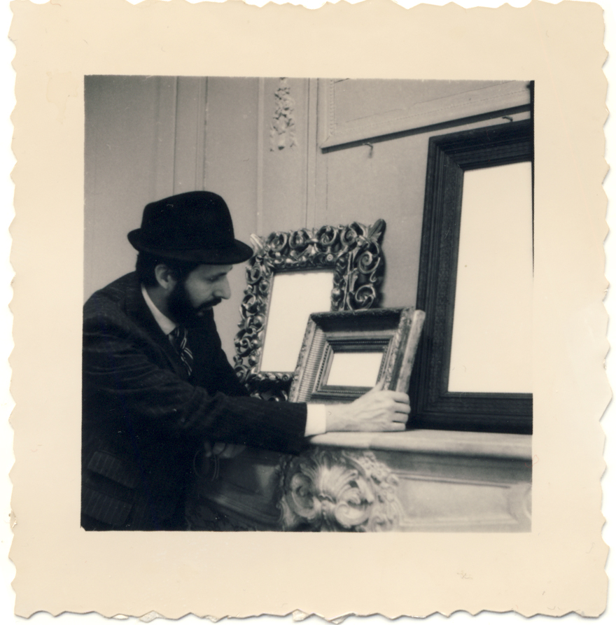 Amateur [1942], 2017 tirage photographie argentique, prise de vue à l'appareil ancien, patine, cadre.