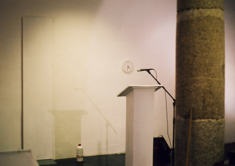 Vertical Archives (Project for Wexford), Performance réalisée au centre d'art de Wexford (Irlande) février 2008