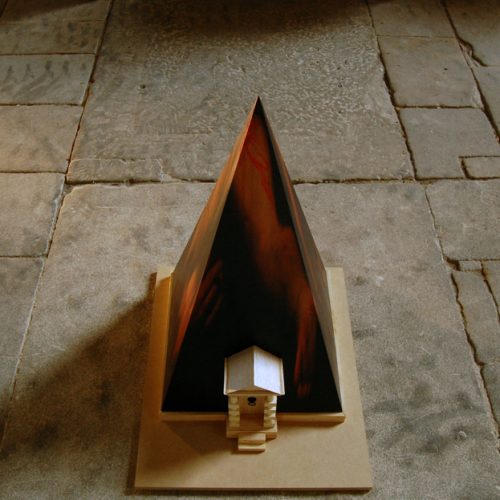 Monument, 2010 Impression photographique sur bois, maquette en bois 70 x 42 x 42 cm